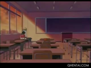 Hentai iskola szex film siren jumps pénisz és jelentkeznek ázott nedves
