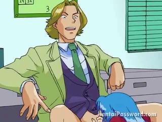 Blauw haired manga jong vrouw zuigen een immense slurf op haar knieën