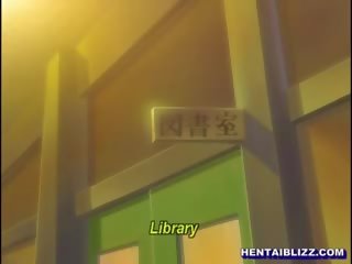 Δεμένα hentai darling σκληρά poking σε ο βιβλιοθήκη δωμάτιο