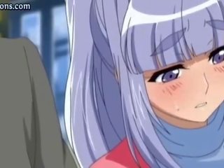 Riesig meloned anime wird gebohrt