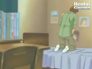Galet hentai juvenil pjäser med hans baben i henne rum