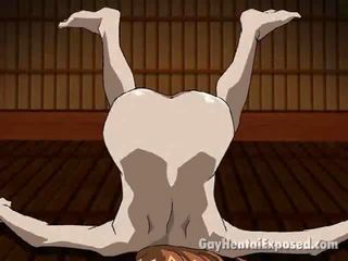 Muskul bodied manga homoseksual kicking një të vogla tip dhe qirje e tij gazoo i vështirë